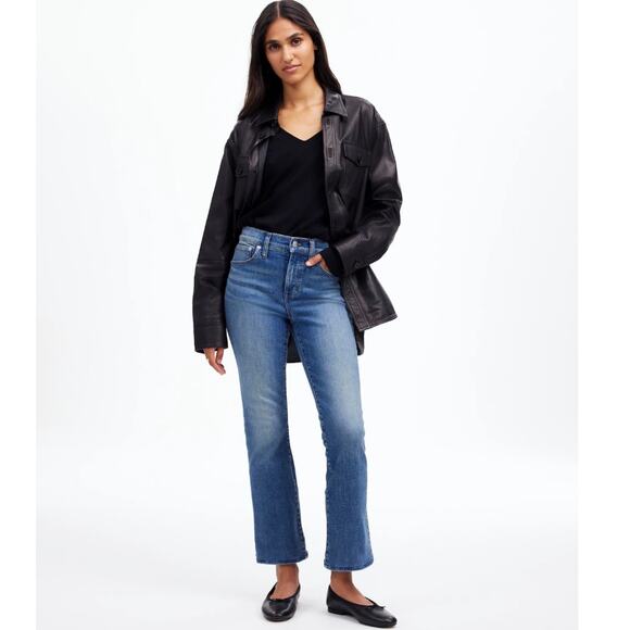 Madewell Denim - Madewell Tall Kick Out Crop Jeans size 32 tall blue DR